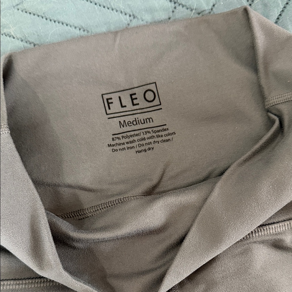 Fleo Charcoal Performance Leggings. Size Medium. No rips, stains, tears.